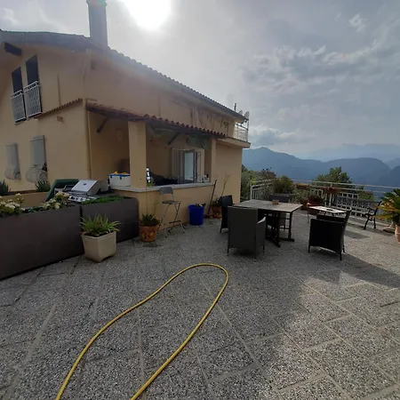Villa Nid Camporosso